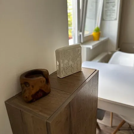 We - Close To The Center & View, Self Check-in 24h Banská Bystrica