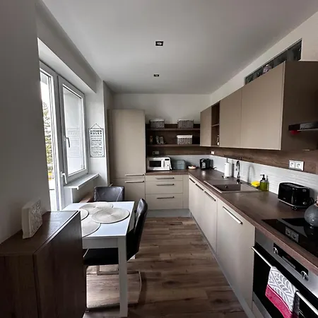 Apartamento We - Close To The Center & View, Self Check-in 24h Banská Bystrica